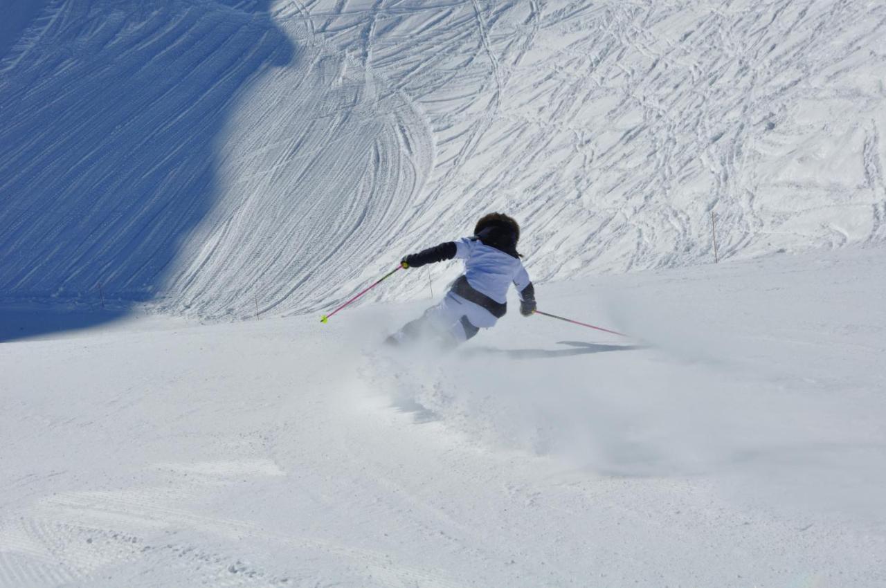 Two Bedroom Apartment La Voute, Chandon Near Meribel - Sleeps 4 Adults Or 2 Adults And 3 Children Les Allues Exteriör bild