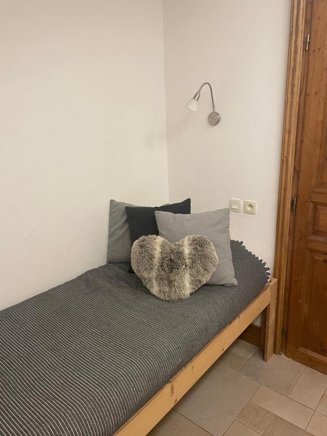 Two Bedroom Apartment La Voute, Chandon Near Meribel - Sleeps 4 Adults Or 2 Adults And 3 Children Les Allues Exteriör bild